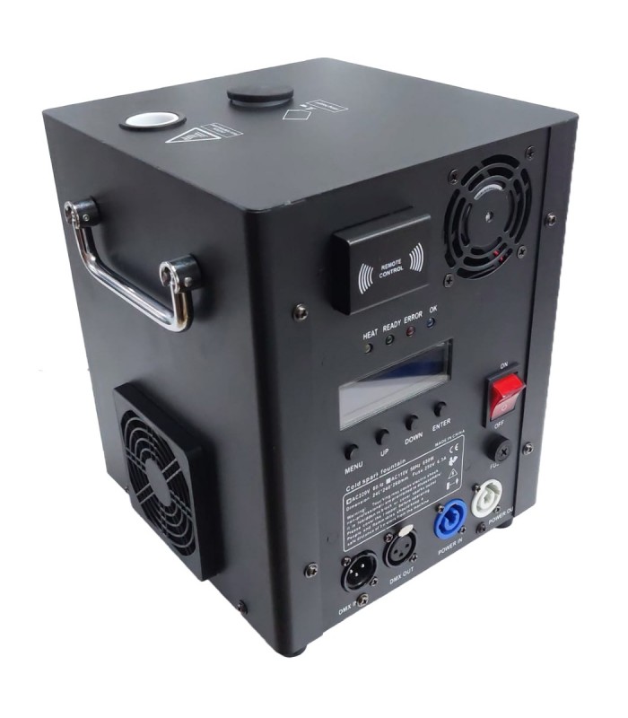 GOLDEN CENTURY SP01U COPPIA SPARK MACHINE 650 WATT FONTANA LUMINOSA FREDDA DMX + FLIGHTCASE